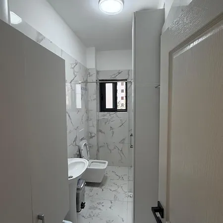 Apartamento Leidjas Golem (Tirana)