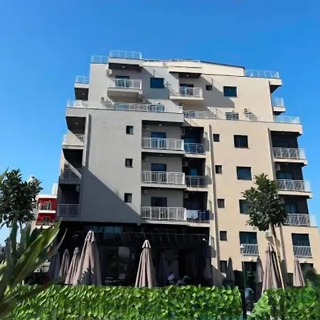 Leidjas Golem (Tirana)